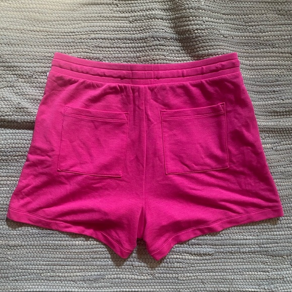 Lou and Grey Signature Soft Shorts - Picture 4 of 4